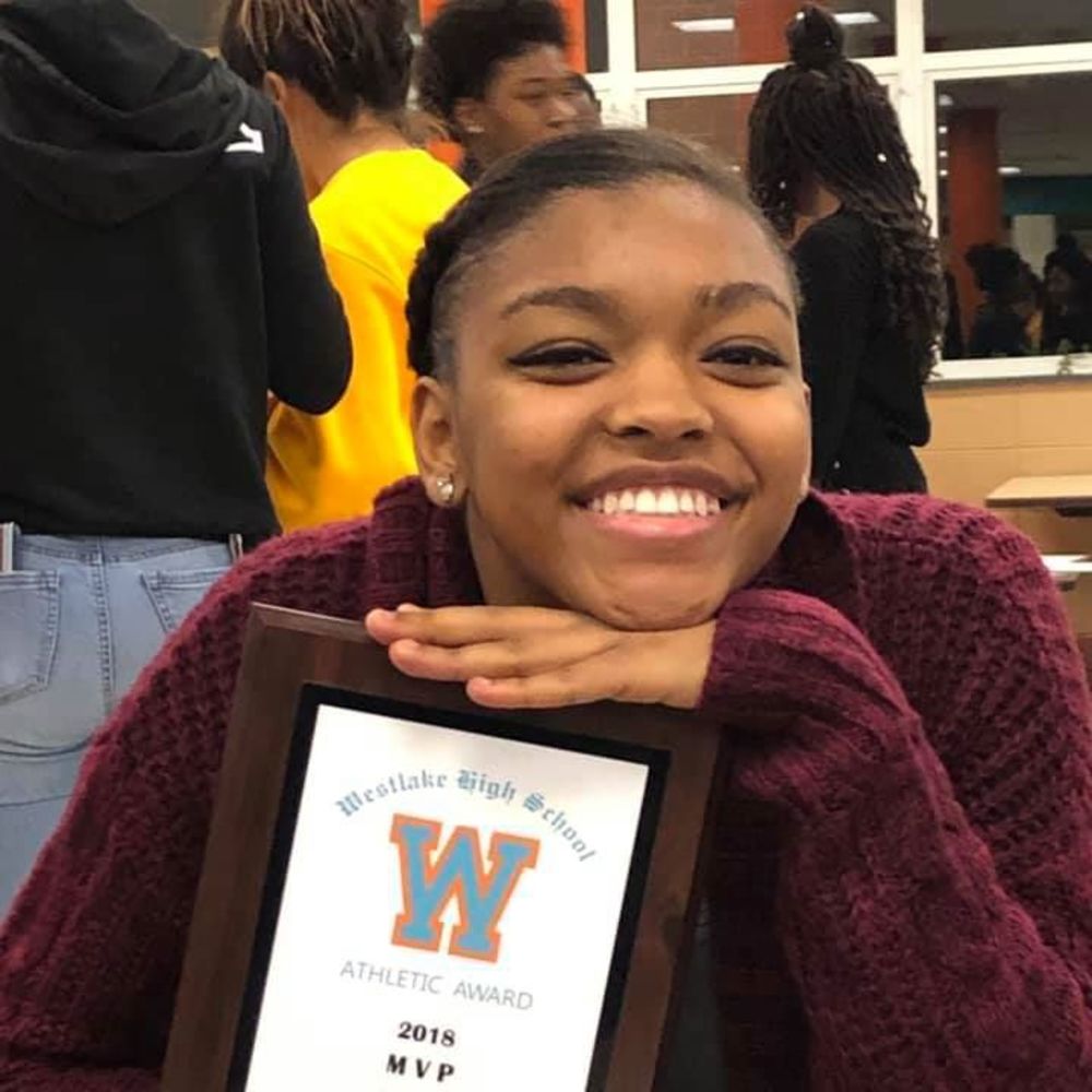 Meet your Posher, Kiara